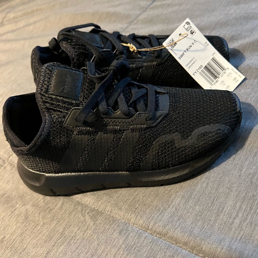Adidas Swift Run X C Little Kids 13.5 Black NWT